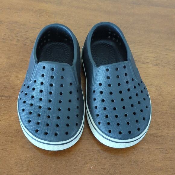 Native Shoes toddler C6 - Picture 2 of 7